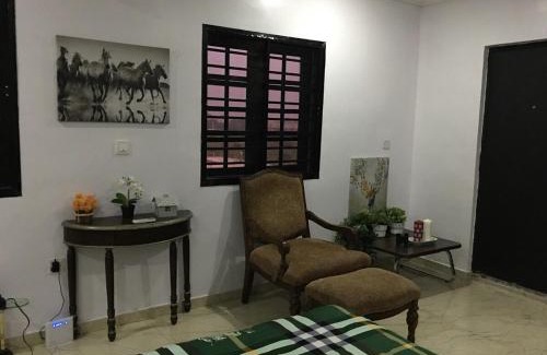 Yaba Apartment | The Diasporan Penthouse