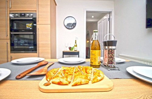 Newport House | The Dock House - Newport City Centre