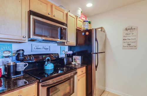 Gulf Park Estates House | The Dockside Haven: Ocean Springs Escape