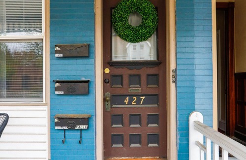 Bethlehem House | The Downtown Bee: Cozy & charming escape steps from Main Street Bethlehem!