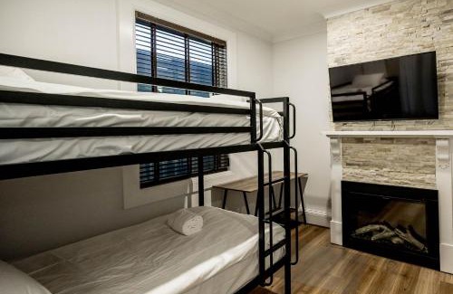 East Tamworth House | The Driscoll - Modern Smart Villa