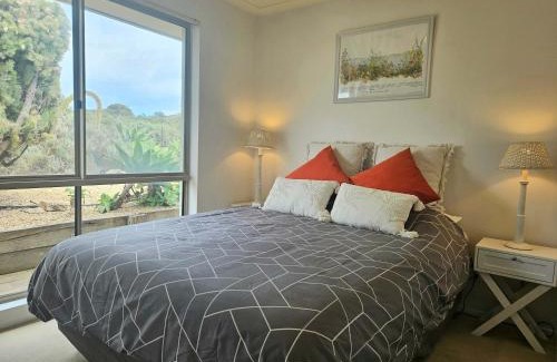 Goolwa South House | The Dunes at Goolwa South - BYO Linen