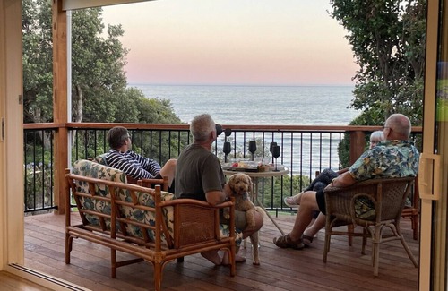 Lake Tyers Beach House | The Dunes - Couples *Beachfront*