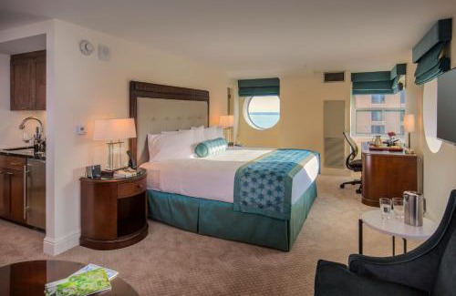 Madison Hotel | The Edgewater