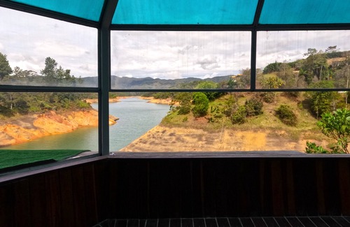 Guatape House | The EleMYNT Mansion - Guatape