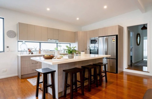 Kilaben Bay House | The Emerald Bower