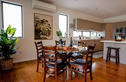 Kilaben Bay House | The Emerald Bower