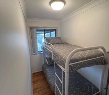 Long Jetty House | The Entrance & Shelly Beach Holiday House