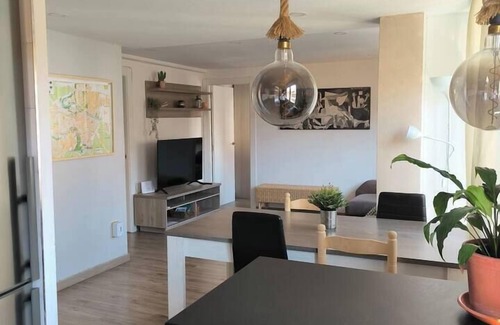 Parque de Roma Apartment | The Essence of Delicias by Alogest