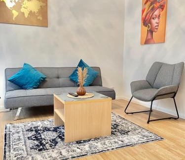 Goodmayes Apartment | The Express Apartment