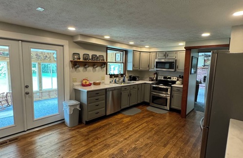 Bellbrook Other | The Fairfield Farmhouse: Perfect for Relaxing Getaways!