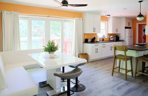 West Branch House | The Fairway Villa on the Green and ONLY 4 MINUTES TO TOWN!