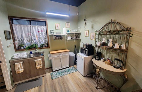 Monroe Cottage | The Fairytale Cottage at High Rock Castle