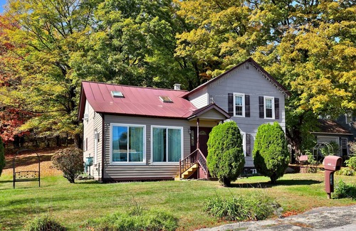 Hydeville House | The Family Retreat At Bomoseen 4 Bedroom Home
