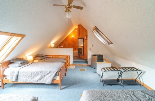 Peru Other | The Farm @ Worthley Pond, Farmhouse, Rustic Barn, Private Beach, hot tub, sauna