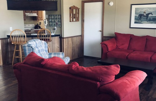 Calhoun County Other | The Farmhouse At Coolwater Farm - Great for large groups and family outings