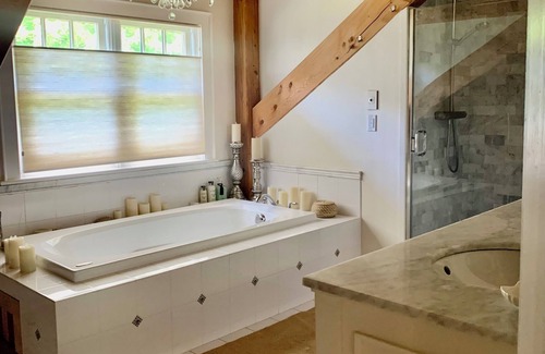 Essex Junction Other | The Farmhouse at Bixby Hill - Post & Beam - Mountain Views - Private Estate