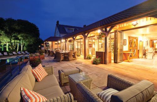 St. Saviour Hotel | The Farmhouse Hotel and Restaurant