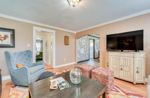 Fort Lawn House | The Farmhouse in Fort Lawn with Fire Pit and Deck!