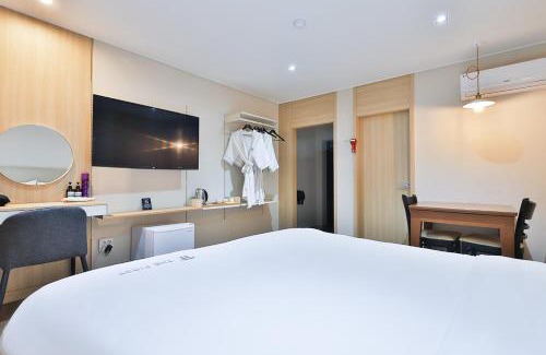 Changwon Hotel | The First Hotel