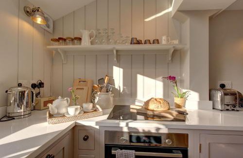 Langham House | The Flints