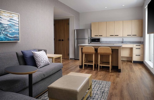 Lake Forest Hotel | The Forester a Hyatt Place Hotel