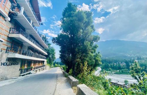 Gajraula Hotel | The Four Season Hotel & Resort, Manali - A blissful view from rooms