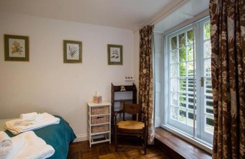 Dingwall Apartment | The Garden Flat - Ardullie Lodge