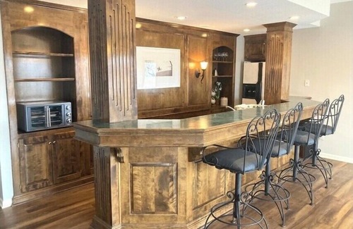 Bucyrus Condo | The Garden Suite