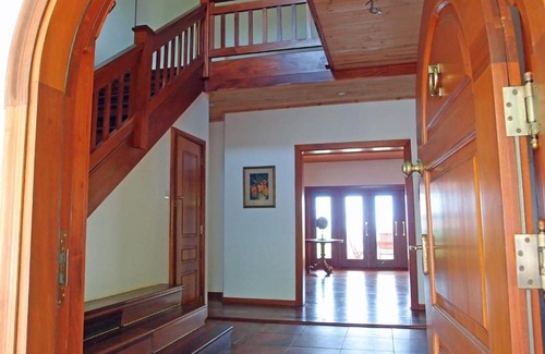 Saint David's Villa | The Garden Villa