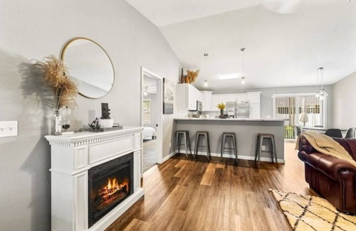 Goshen House | The Garden Woods
