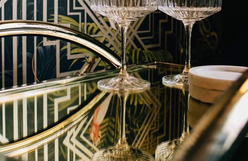 Leeton Apartment | The Gilded Globe