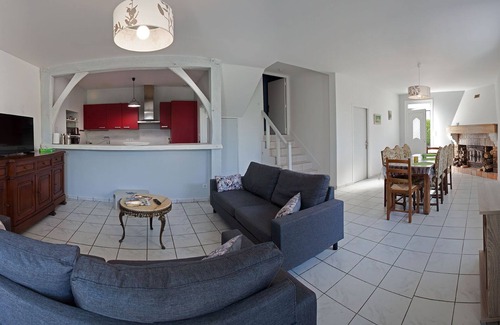 Sanilhac House | THE GITE "MIMOSA" - 4 BEDROOMS, UP TO 8 PEOPLE (134M²)
