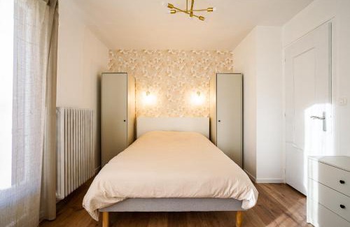 Annecy Apartment | The Golden white, Annecy
