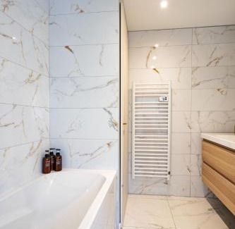 Annecy Apartment | The Golden white, Annecy