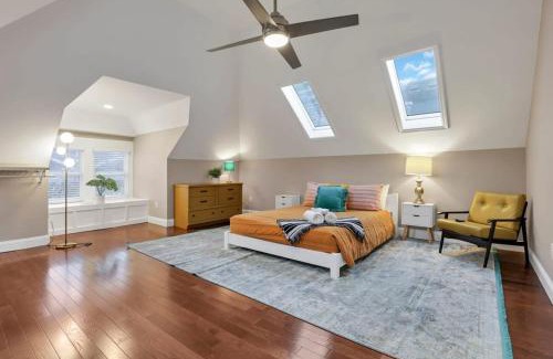 Victorian Village Apartment | The Goodale Overlook
