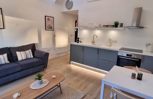 Sandwich House | The Granary at Richborough Farm