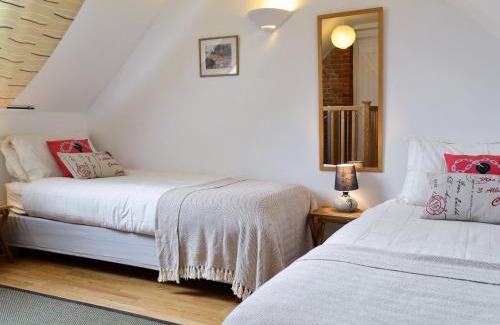 Oxborough House | The Granary