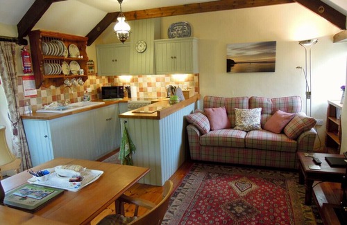 High Street Cottage | The Granary - Lanjeth