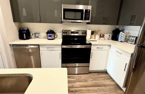 Sandy Springs Apartment | The Greatest place to stay, when you come to the A!