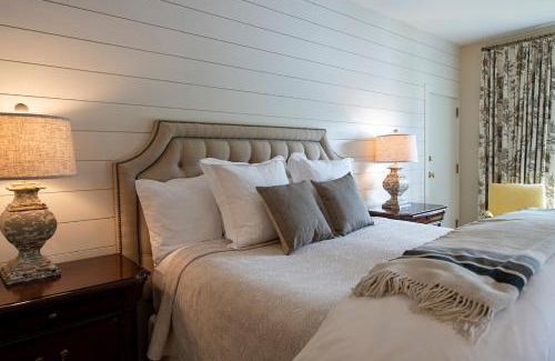 Lake Toxaway Hotel | The Greystone Inn