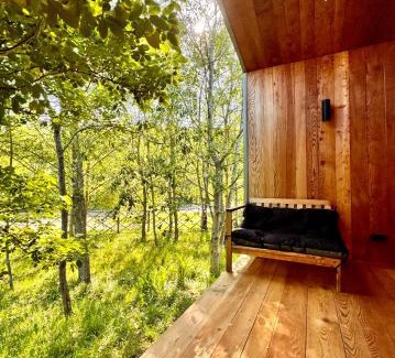 Vama Buzaului Cabin | The Grit - 5-Star Hideaway for Two
