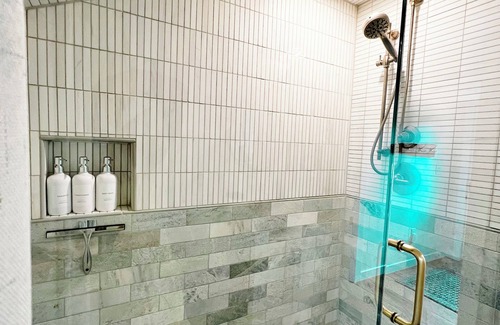 Reno Other | The Guesthouse: Farm stay with Hot Tub just 10 minutes from Casinos