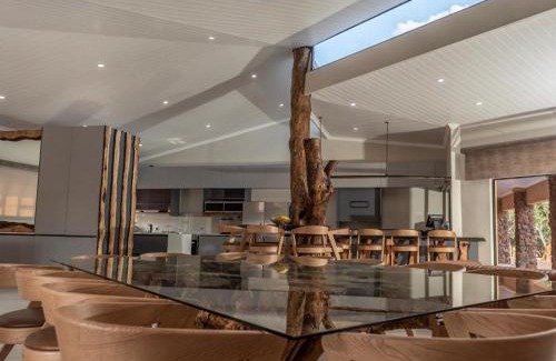 Mokopane House | The Hank Maribashoek Adventure Lodge