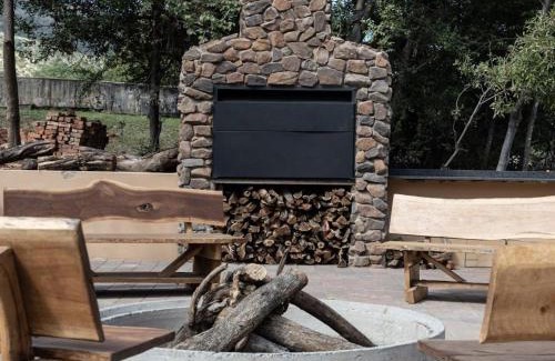 Mokopane House | The Hank Maribashoek Adventure Lodge