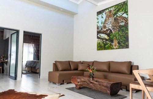 Mokopane House | The Hank Maribashoek Adventure Lodge