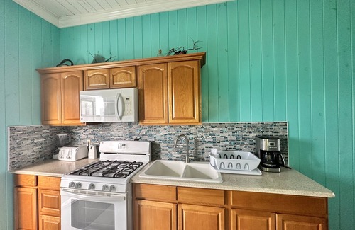 Black Point Cottage | The Heart of Paradise