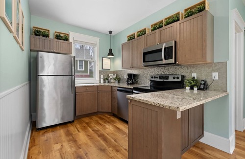 Cherry Valley House | The Hemlock - 1 Hollow