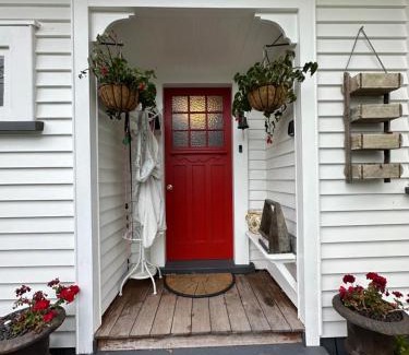 Cambridge House | The Hidden Gem in Cambridge - One to Two Bedroom Suite