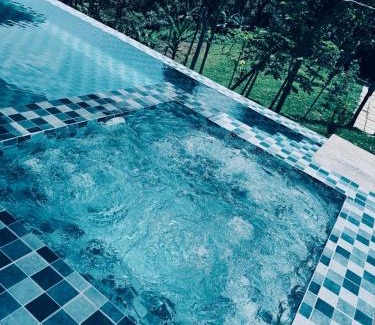 Lipa House | The Hidden Pearl Cabin - Lipa Scenic Nature Escape